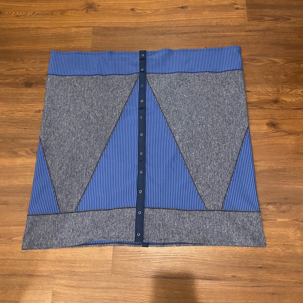 Lululemon Vinyasa Scarf, in pristine condition!